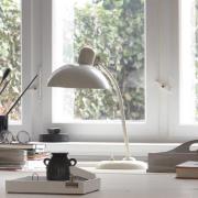 FRITZ HANSEN Kaiser Idell 6556-T blank hvit