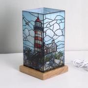 LED-bordlampe Art Light Leuchtturm, tresokkel, akryl, fargerik