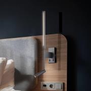 LED-vegglampe Nido, svart, høyde 51 cm, metall