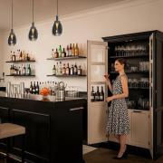 LED-pendellampe Glimsy, Ø 14 cm, svart/røykgrå, glass