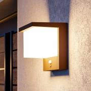 Utendørs LED-vegglampe Frigento rustfarget, høyde 15 cm, sensor