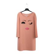 Pre-owned Rosa polyester moschino kjole