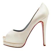 Pre-owned Hvit sateng Christian Louboutin haeler