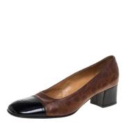 Pre-owned Brune Casadei-haeler i skinn