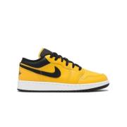 Air Jordan 1 Low Skinn Sneakers