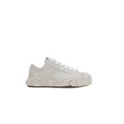 Hvite Lav-Top Skinn Sneakers Vintage Stil