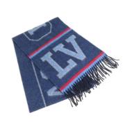 Pre-owned Wool scarves