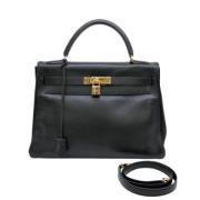 Pre-owned Leather handbags