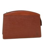 Pre-owned Leather pouches