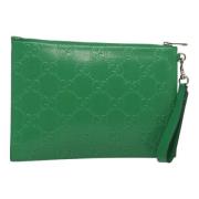 Pre-owned Leather clutches