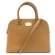 Pre-owned Leather handbags