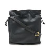 Pre-owned Leather shoulder-bags