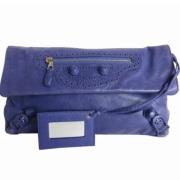 Pre-owned Leather clutches