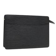 Pre-owned Leather clutches