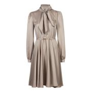 Beige Silke Satin Shiver Kjole