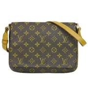 Pre-owned Canvas louis-vuitton-bags