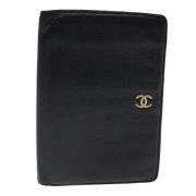 Pre-owned Leather wallets