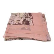 Pre-owned Silk scarves