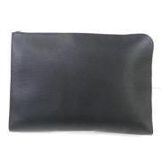 Pre-owned Leather clutches