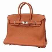 Pre-owned Leather handbags