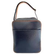 Pre-owned Leather shoulder-bags