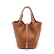 Pre-owned Leather handbags