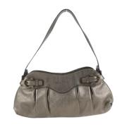 Pre-owned Leather shoulder-bags