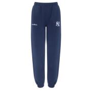 Serif Sweatpant