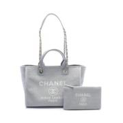 Pre-owned Canvas chanel-bags