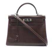 Pre-owned Leather handbags