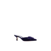 Velvet Almond Toe Pumps med spenne