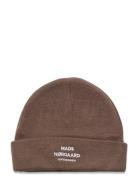 Isak Logo Ambas Beanie Accessories Headwear Beanies Brown Mads Nørgaar...