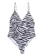 Faghigz Swimsuit Badedrakt Badetøy White Gestuz