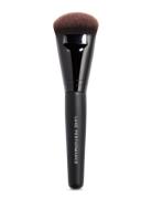 Brushes & Tools Luxe Performance Brush New Ansiktsbørste Sminke Nude B...